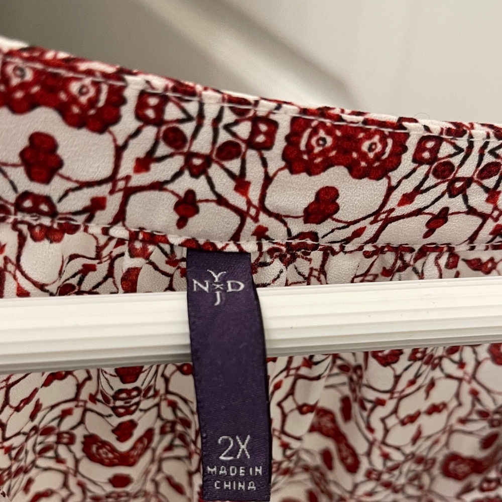 NYDJ Red Floral Print Boho Blouse - Picture 2 of 7